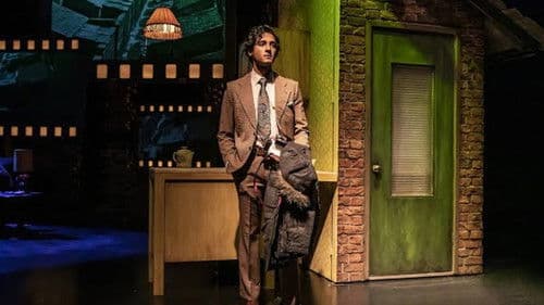 National Theatre Live: East is East Bild 1