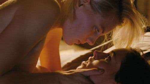 Below Her Mouth Bild 4