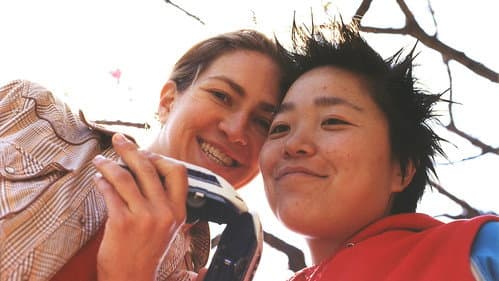 Queer Boys and Girls on the Shinkansen Bild 4