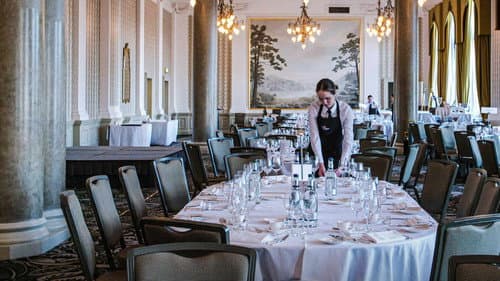 Inside the Balmoral: Scotland's Finest Hotel Bild 1