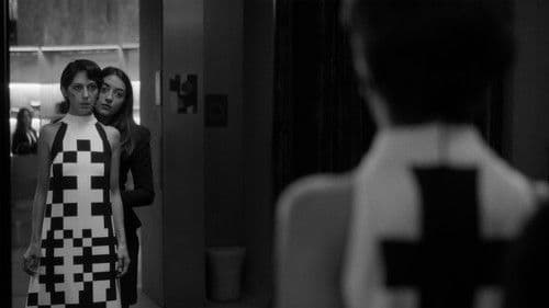 Zwei Personen tauschen Speichel aus Bild 7