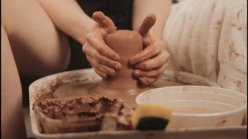 Earth Works: A Potter's Story Bild 6