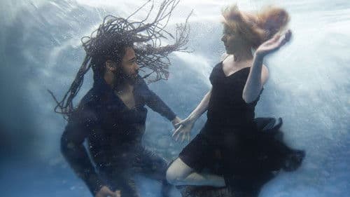 Between Waves Bild 1