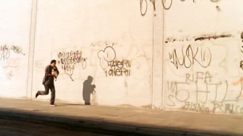 Phil Touches Flo Bild 1