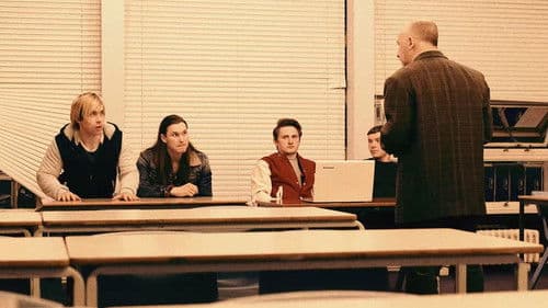 Low Flyers: The Europe Trip Bild 5