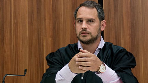 SCHULD nach Ferdinand von Schirach Bild 4