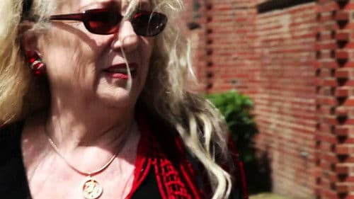 Satan's Angel: Queen of the Fire Tassels Bild 2