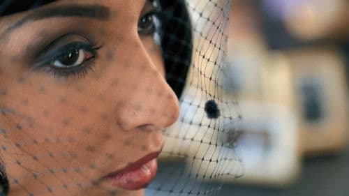 Anissa Kate, La Veuve Bild 4