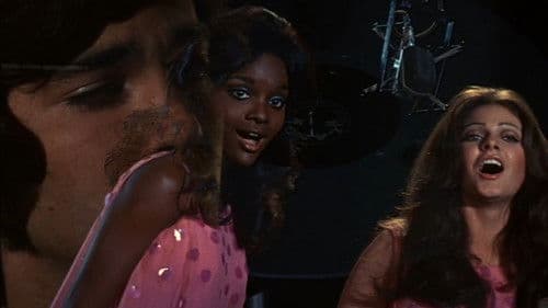 Fußballmatch und süße Girls Bild 6