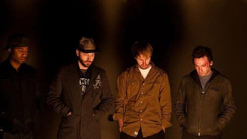 Lost in a Crowd Bild 1