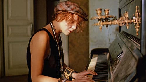 Чёрная роза — эмблема печали, красная роза — эмблема любви Bild 3