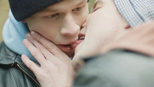 Langer Langer Kuss Bild 1