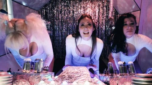 Space Babes from Outer Space Bild 3