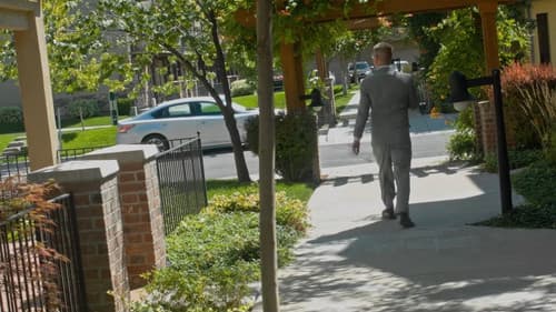 The Man Who Loved Flowers Bild 3