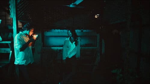 Scenes from a Situationship Bild 2