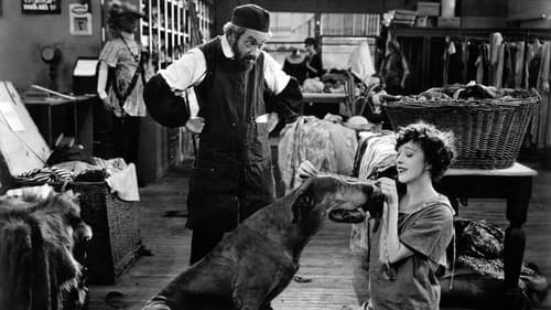 The Extra Girl Bild 1