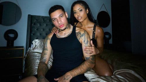 Big Titty Room Bild 4