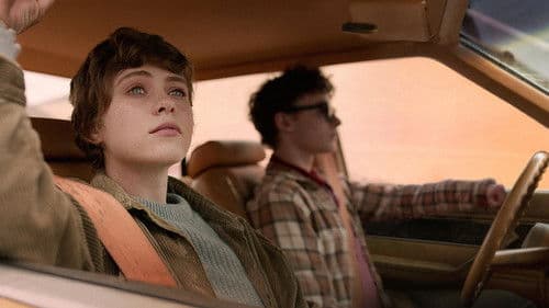 I Am Not Okay with This Bild 8